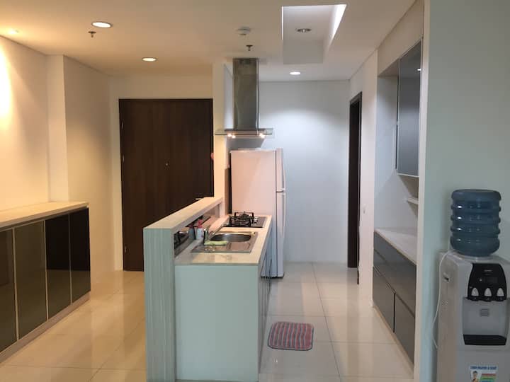 Modern 3BR Apt in Kemang, Jakarta
