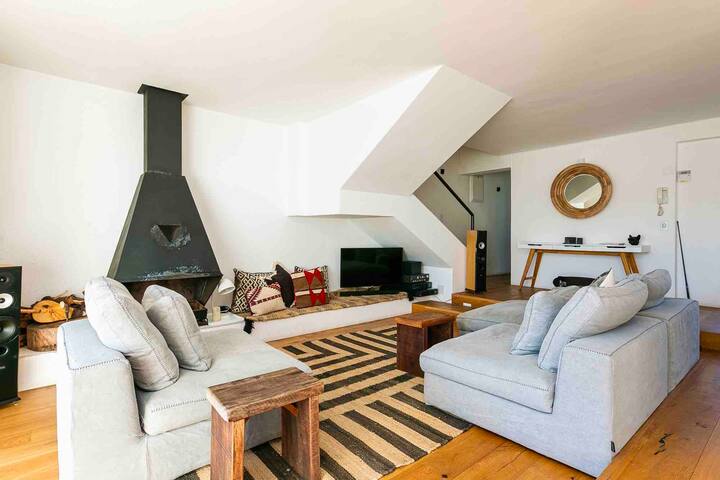 Ocean View Mediteranean Home in “the Village” gallery image 3