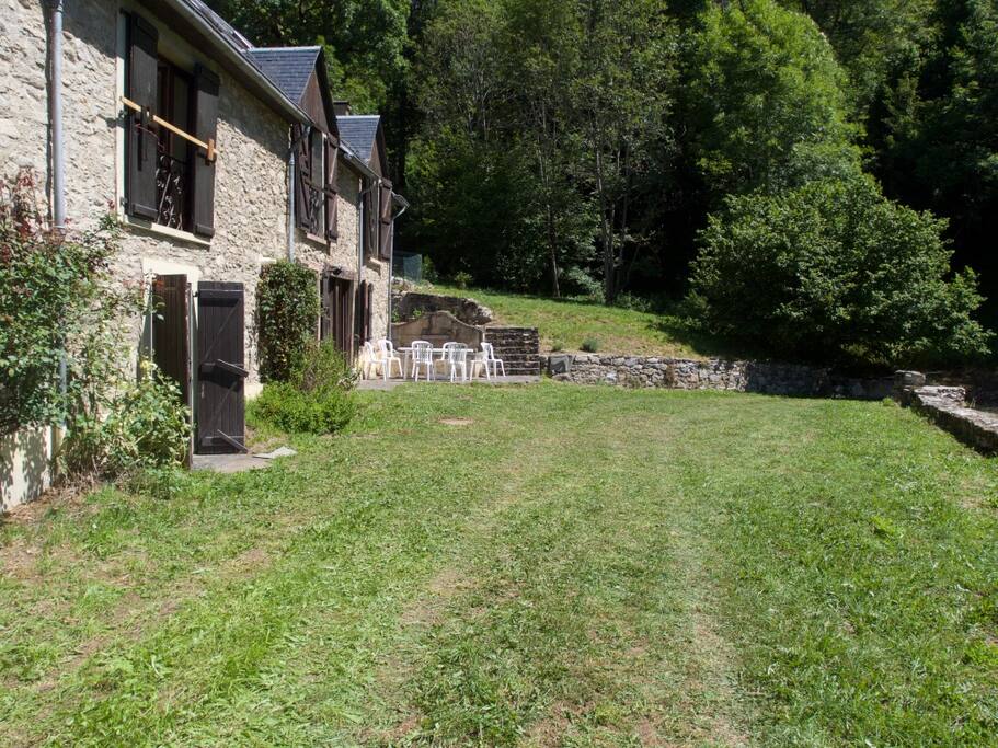 La terrasse devant la maison
