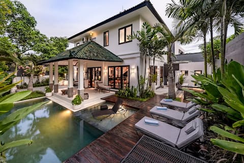 Seminyak Private Villa - Villa Gang Bima