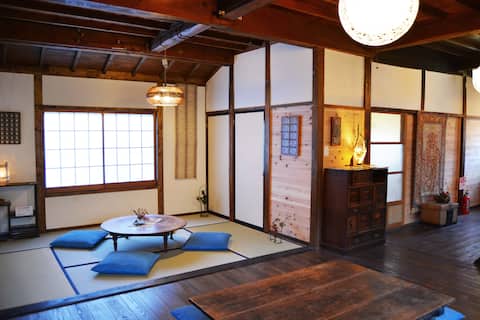 Entire Guesthouse in Historic Hot Spring Village