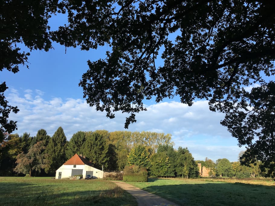 Entree vanaf de golfbaan