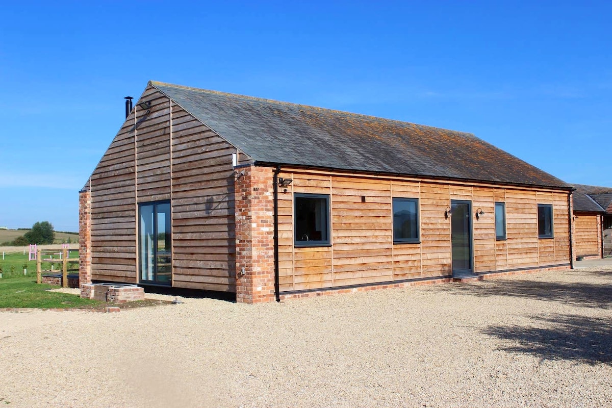 Successful Airbnb property: The Old Dairy, Lower Farm, Bishop’s Cleeve in Tewkesbury