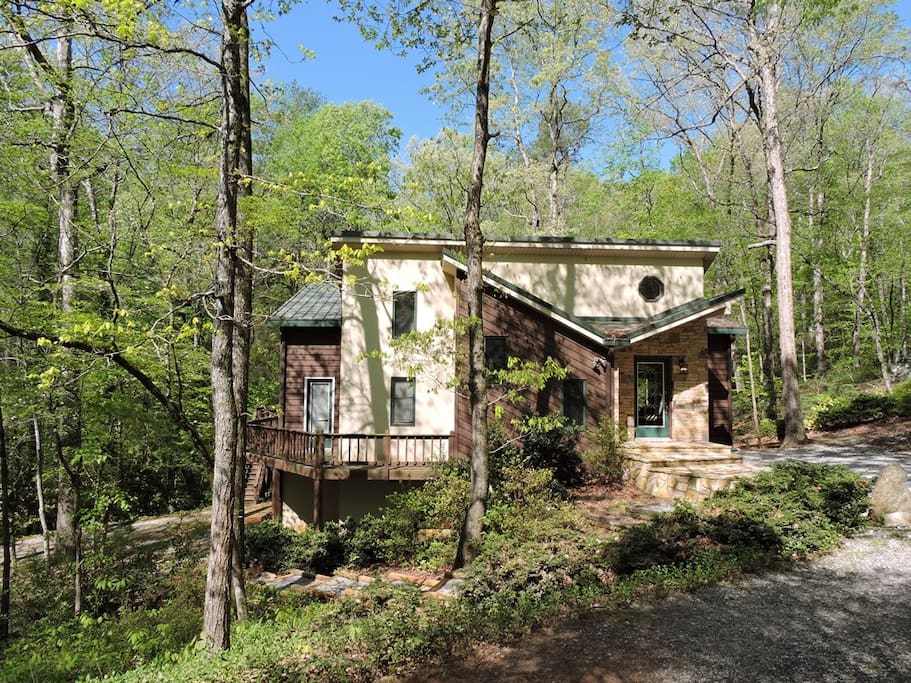 Falling Waters Houses for Rent in Demorest, United States