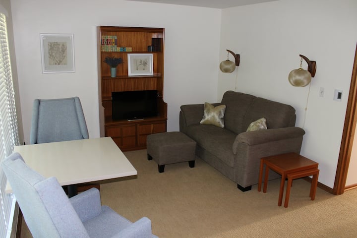 Wallingford Top Floor - Seattle, WA