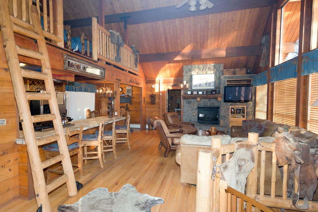 EastFamily Room