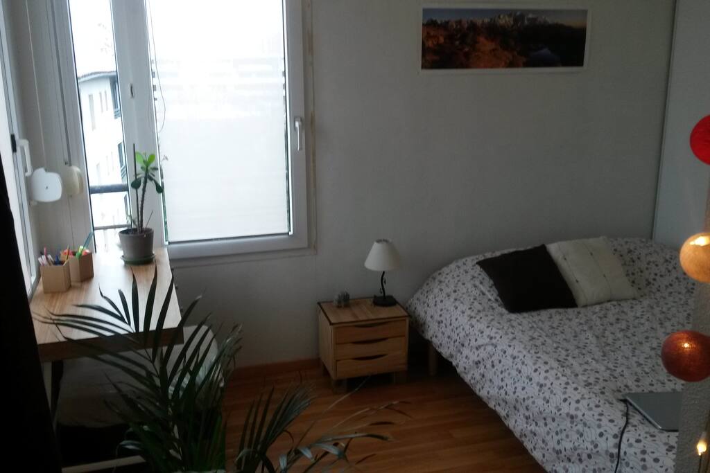 Chambre calme et confortable