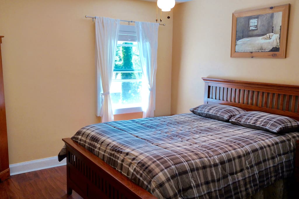 Master Bedroom Queen Size Bed