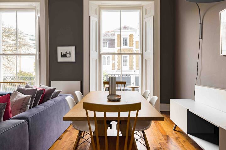 Stunning Notting Hill Apartment Beautiful Crescent gallery image 4