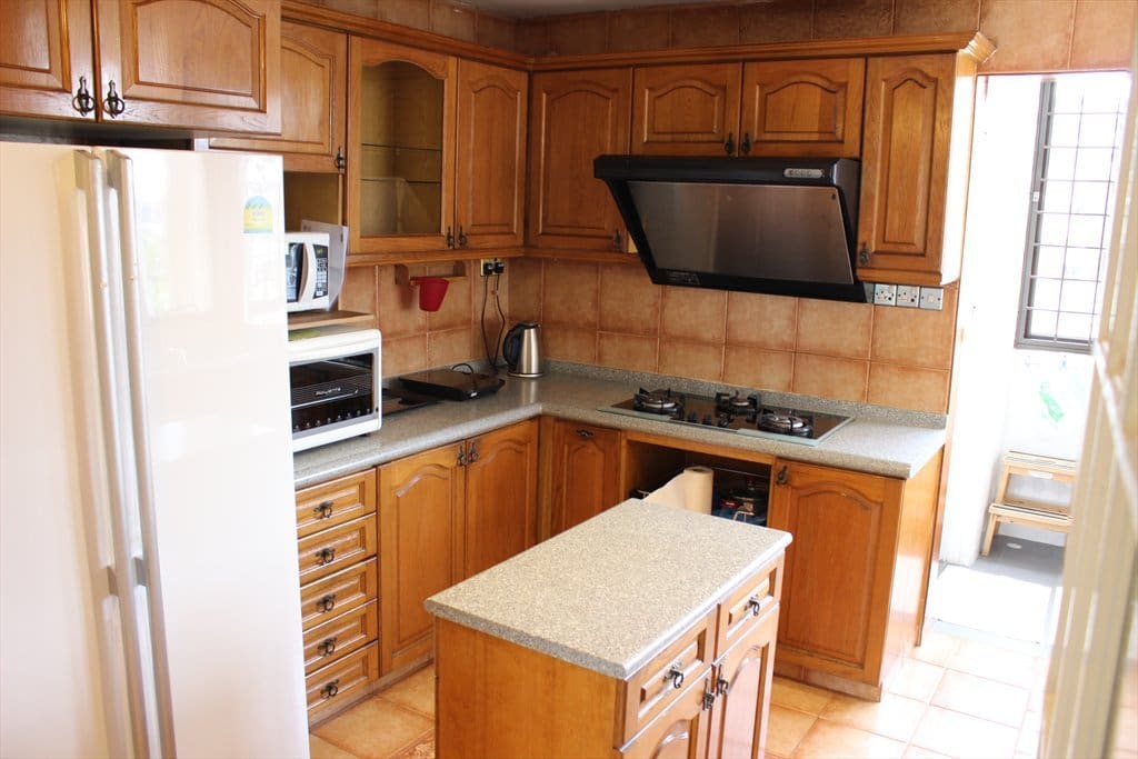 Spacious Kitchen Area open to our guests who may be a Chef in Disguise!