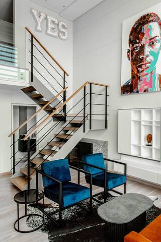 THE SKY LOFT gallery image 5