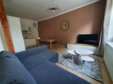 Popular Airbnb listing: House 400 m from the old port in La Rochelle