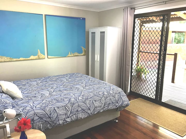 Dormitorio principal del estudio de artistas