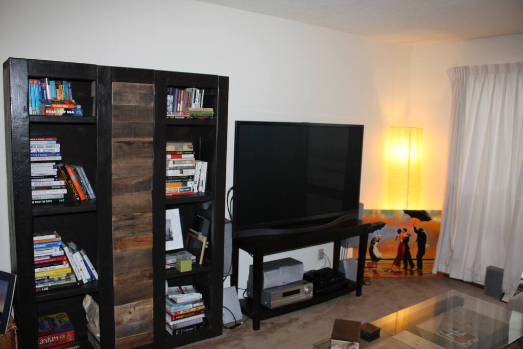 60" TV w/ cable, NetFlix & WiFi