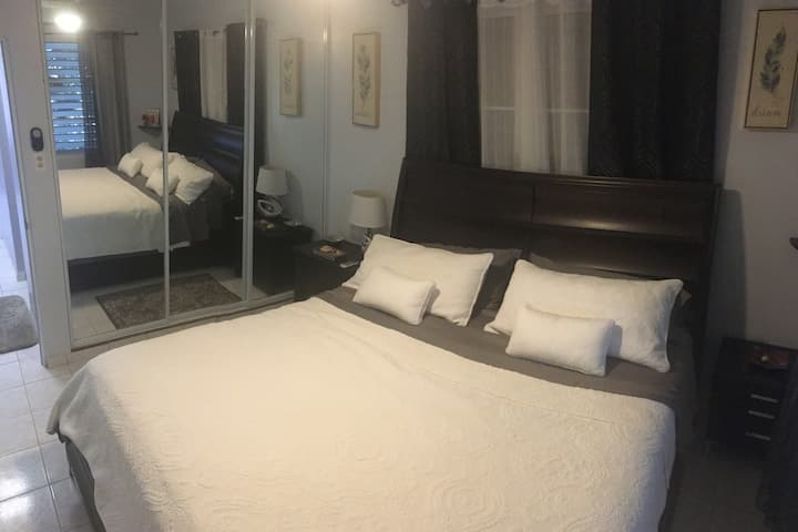 סוויטה 2 חדר שינה 1 - מיטת קינג