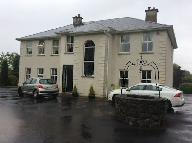 Keyfield House ,Lynn. Large Double Rooms x2 (1)