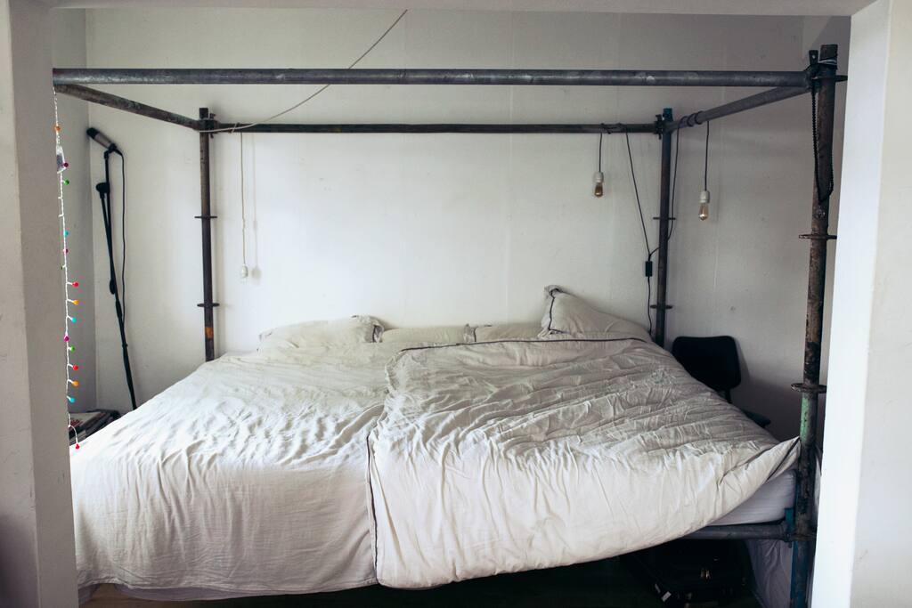 Biggest bed you will ever see, 2,5 m x 2,2 m!! Two two person covers and 4 cushions.