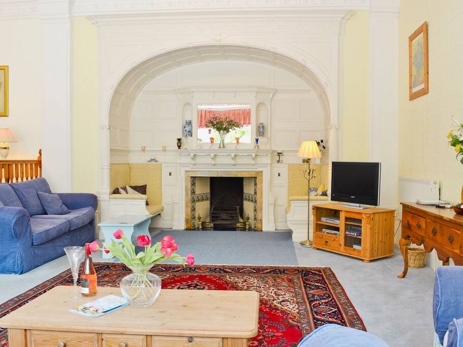 Main lounge area.