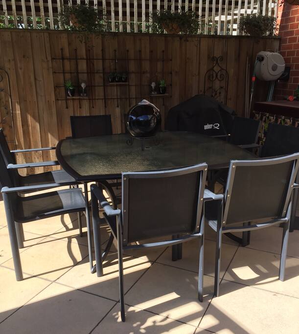 Patio with Weber