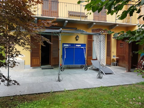 Detached house with garden in the center