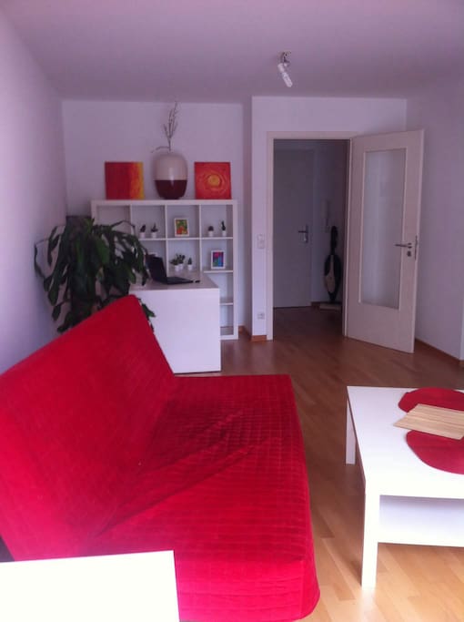 Wohnzimmer mit Blick zum Flur