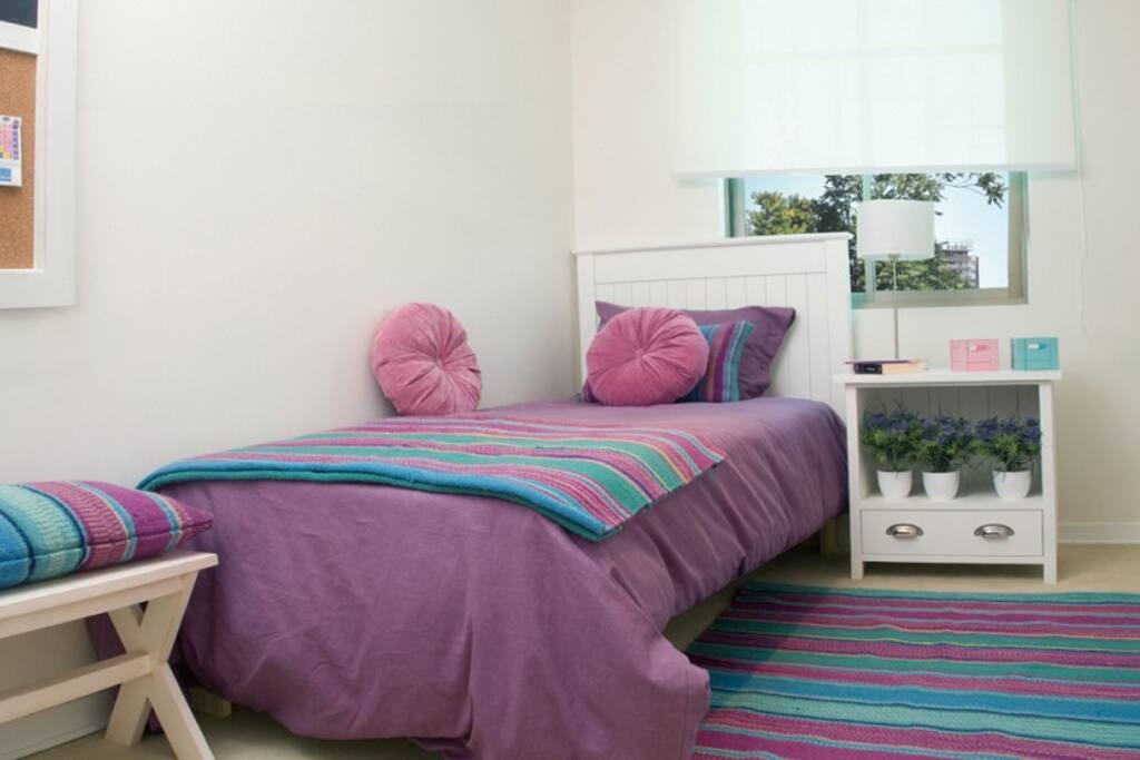 habitacion pequeña, comoda