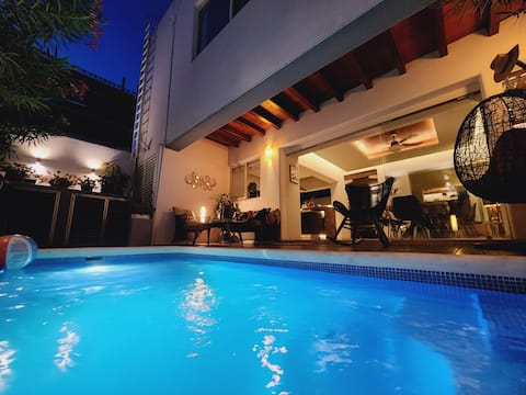 Luxury Home with pool, Colima North