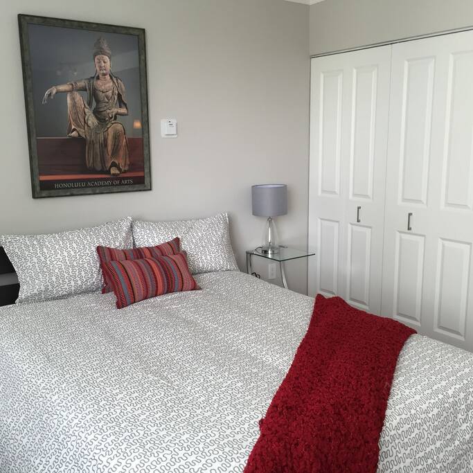 Very new, very comfy queen size bed.