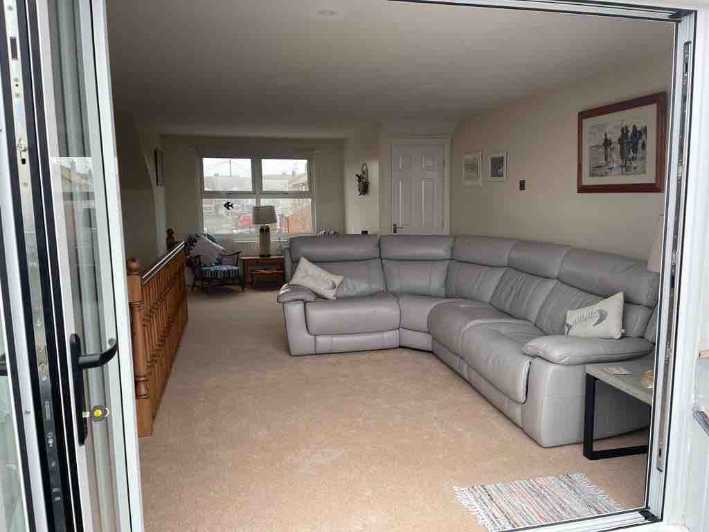 Popular Airbnb listing: BelleRose Cottage Harbour-Setting Amazing Views in Amble By The Sea