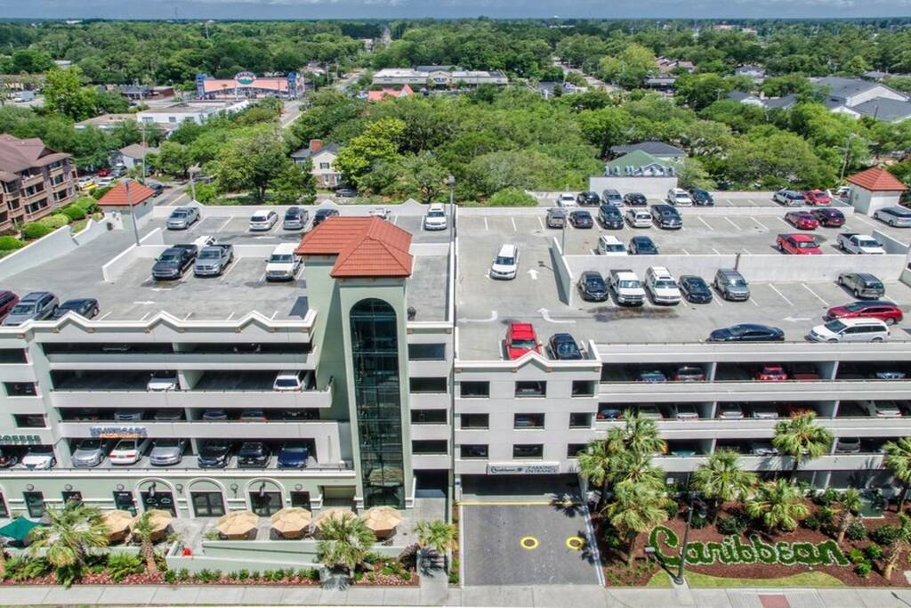 6 floor parking garage