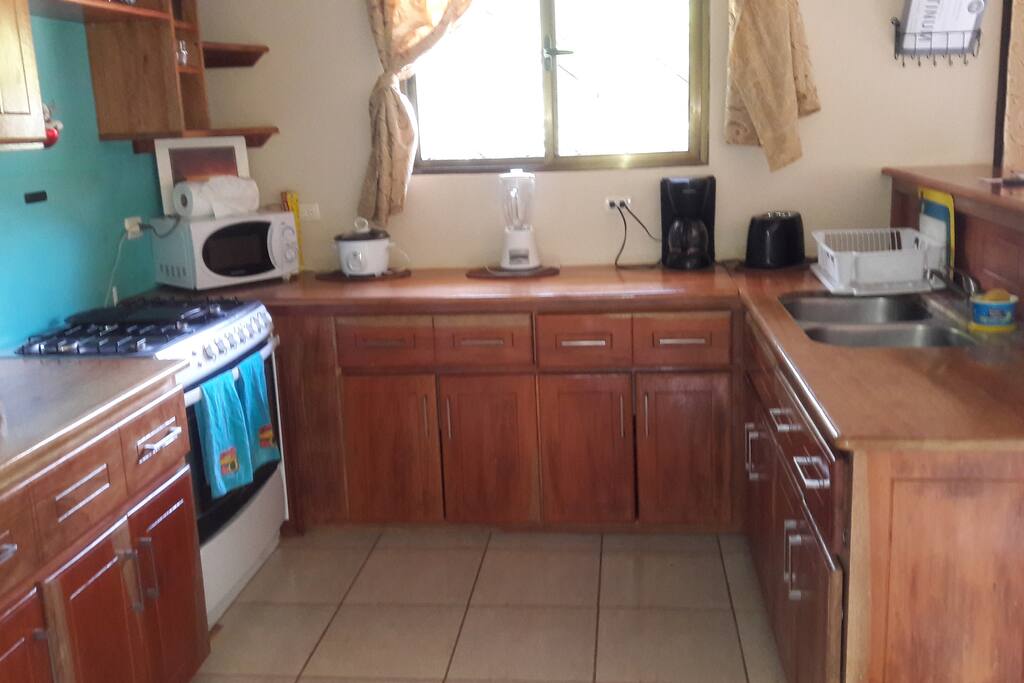 fully equiped kitchen