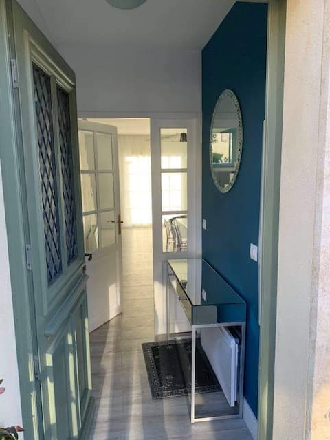 Top Airbnb: Modern and quiet marina à Aigues Mortes