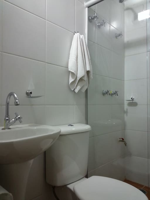 Todos apartamentos tipo suite.