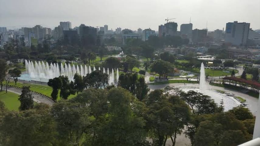 Dpto con hermosa vista al parque de las aguas