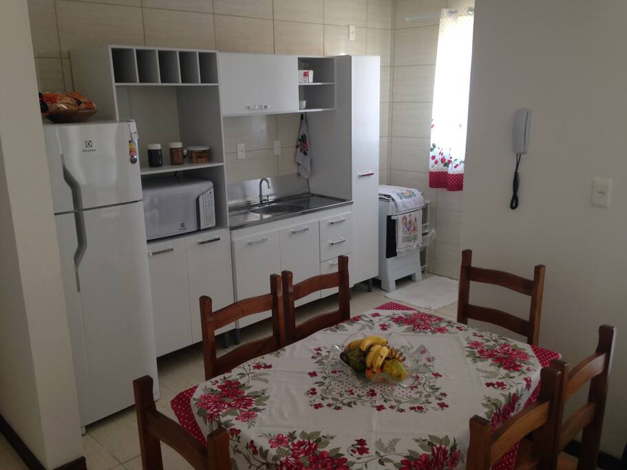 Cozinha funcional e equipada