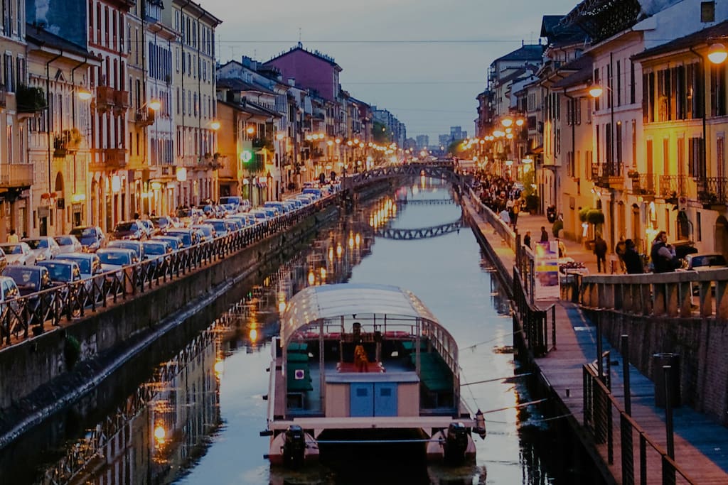 Cozy one bedroom apartment in the heart of Navigli.