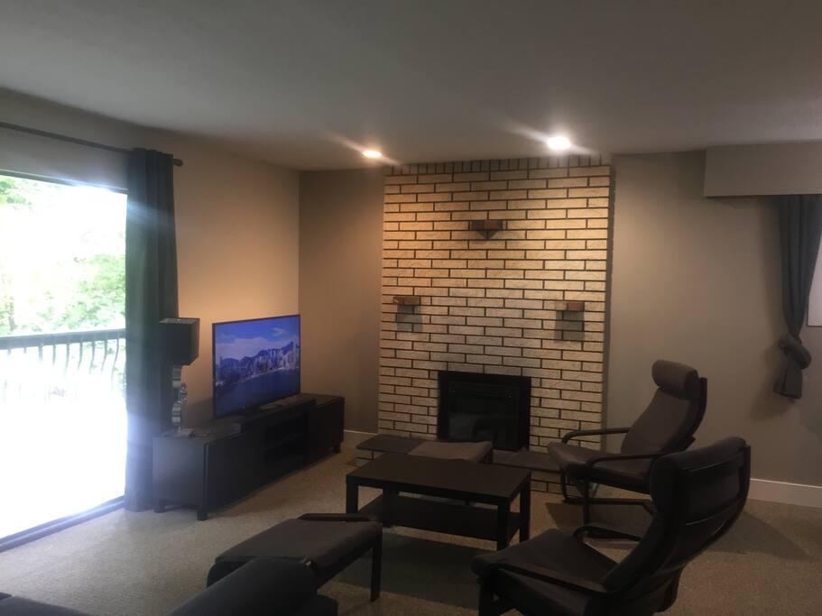 Seating Area 2