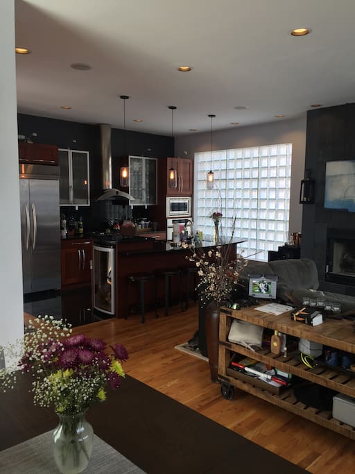 Common area and Kitchen