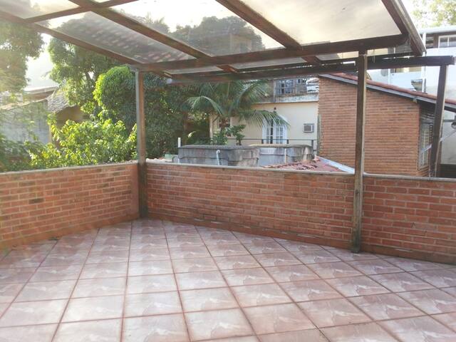 MARAVILHOSA CASA ILHA FRENTE PARA LAGOA gallery image 5