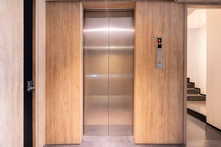 elevator