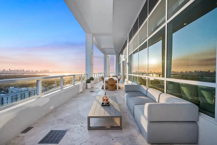 A home featured in the Luxe Category.