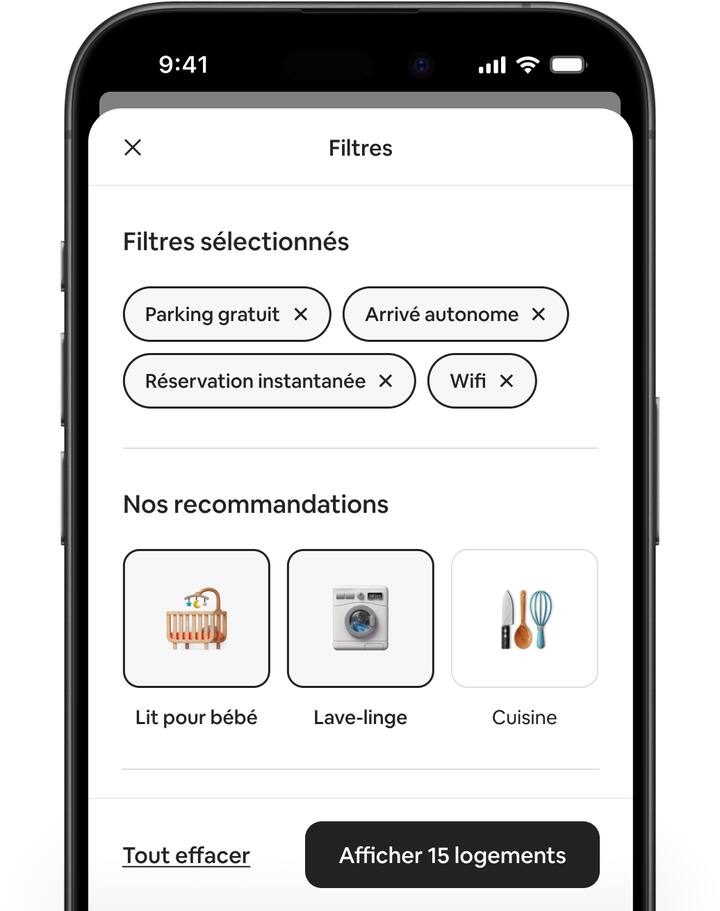 Des écrans Airbnb affichent l'expérience de filtrage revisitée et les nouveaux filtres recommandés.
