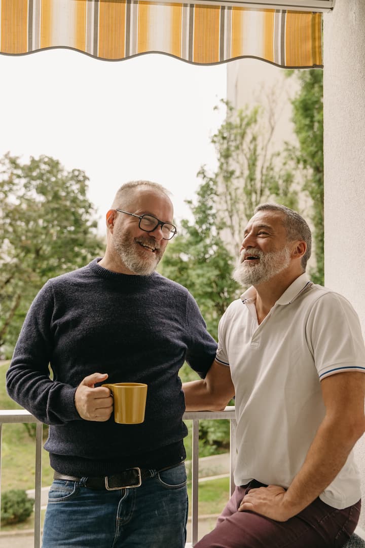 Hubert and his husband, guests on Airbnb