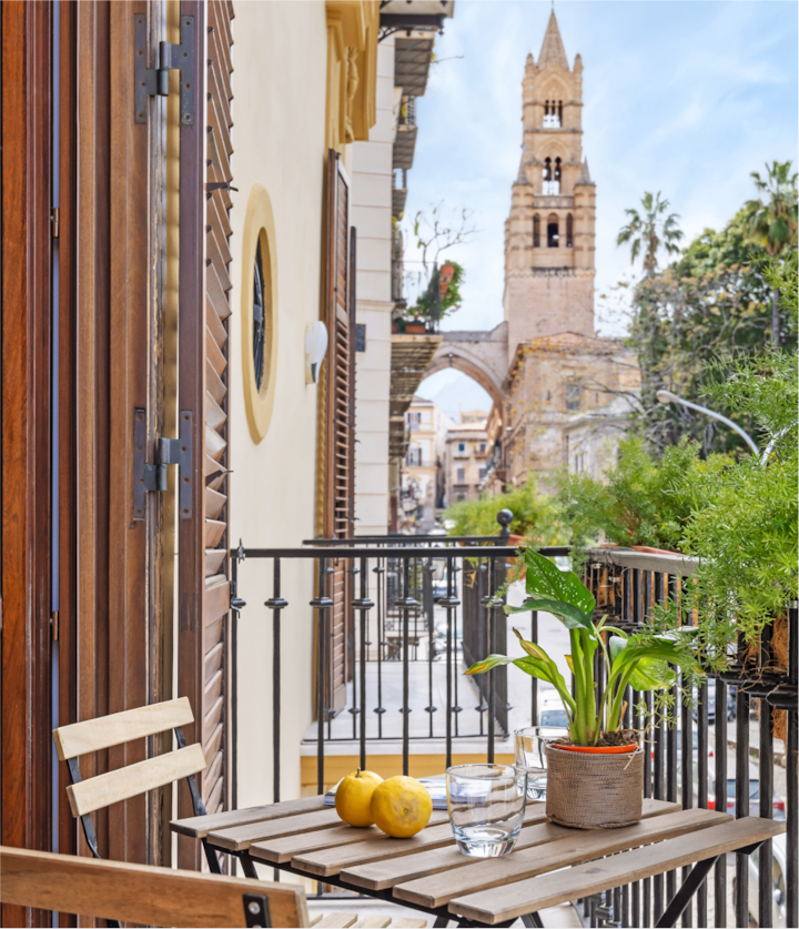 Uma casa perto da histórica cidade de Palermo.