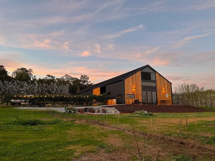 Luxury rustic farmstay