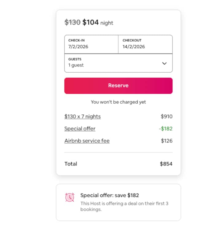 Detalles de la reservación en Airbnb con una tarifa por noche reducida de USD 130 a USD 104, incluido un descuento de USD 182 para las tres primeras reservaciones.