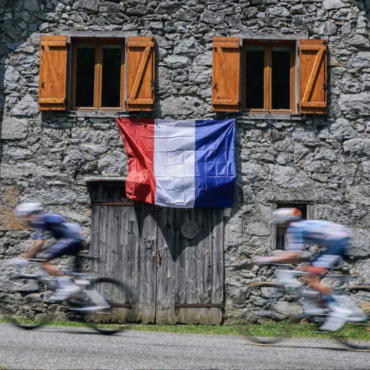 Le Tour de France avec le drapeau français