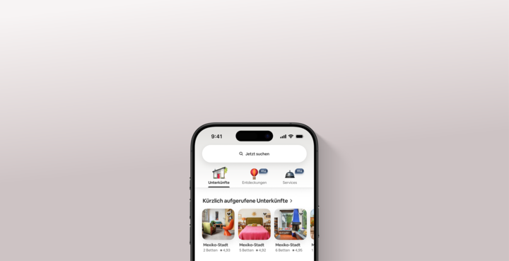 Die Airbnb-App zeigt drei neue Tabs in der neu gestalteten App an: „Unterkünfte“, „Entdeckungen“ und „Services“.