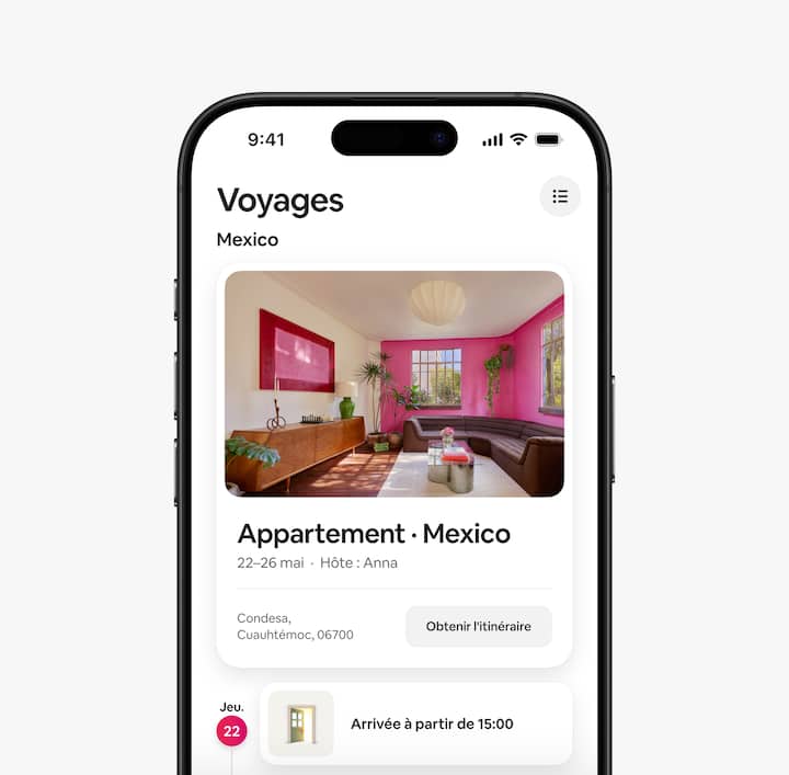 L'application Airbnb présentant l'onglet Voyages où figurent des détails, notamment l'heure d'arrivée.