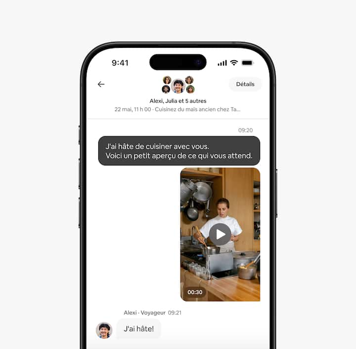 L'hôte d'une expérience partage une vidéo de présentation dans le fil de discussion de l'appli avec les voyageurs.